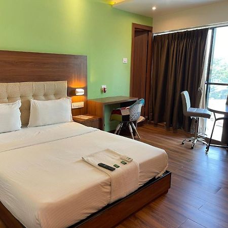 Hotel Byaris International By Bizzgrow Hotels Mumbai Ngoại thất bức ảnh