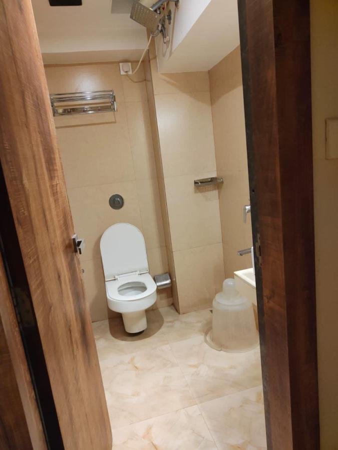 Hotel Byaris International By Bizzgrow Hotels Mumbai Ngoại thất bức ảnh